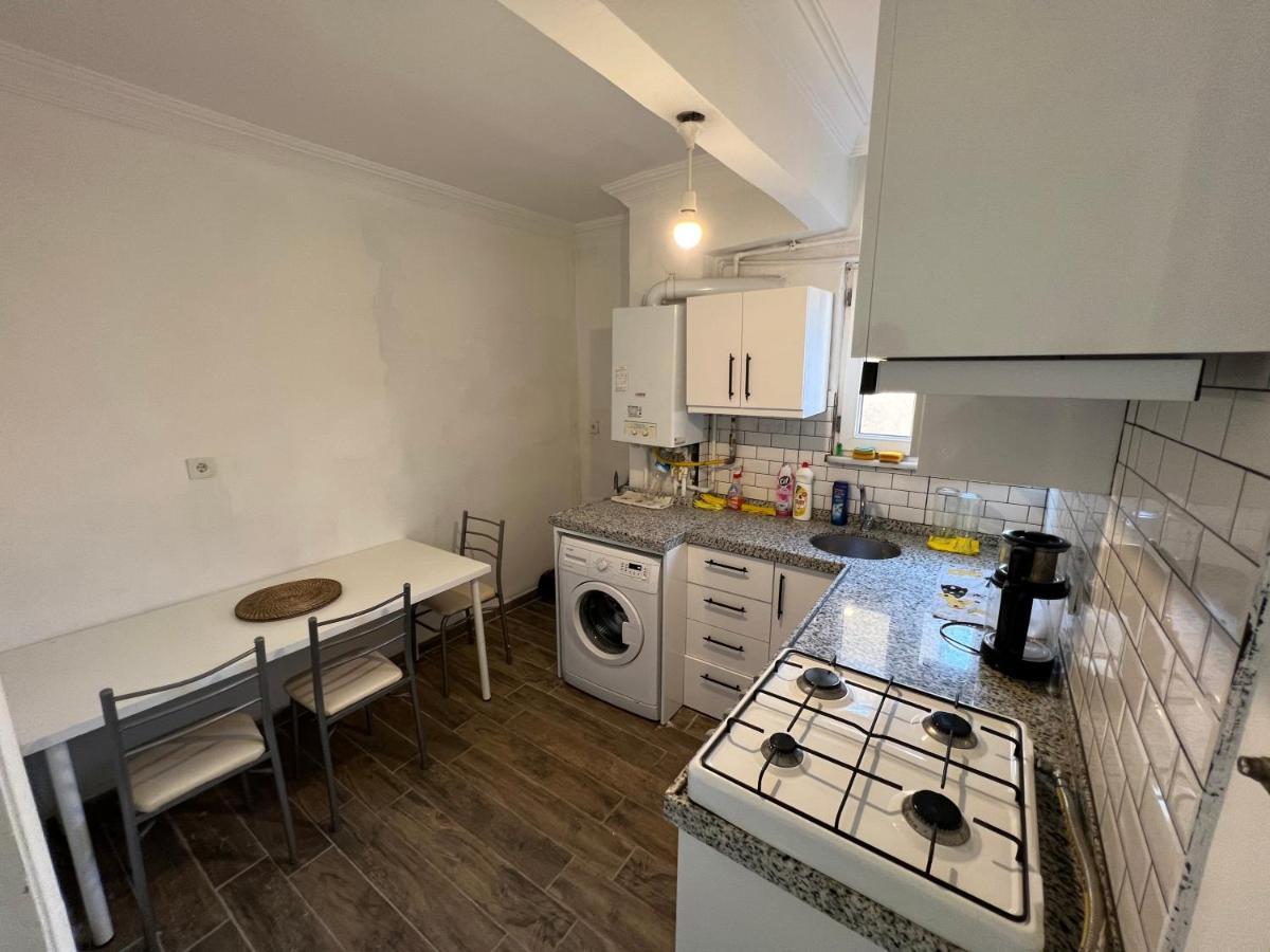 Nobis Cihangir Apartments Istanbul Bagian luar foto