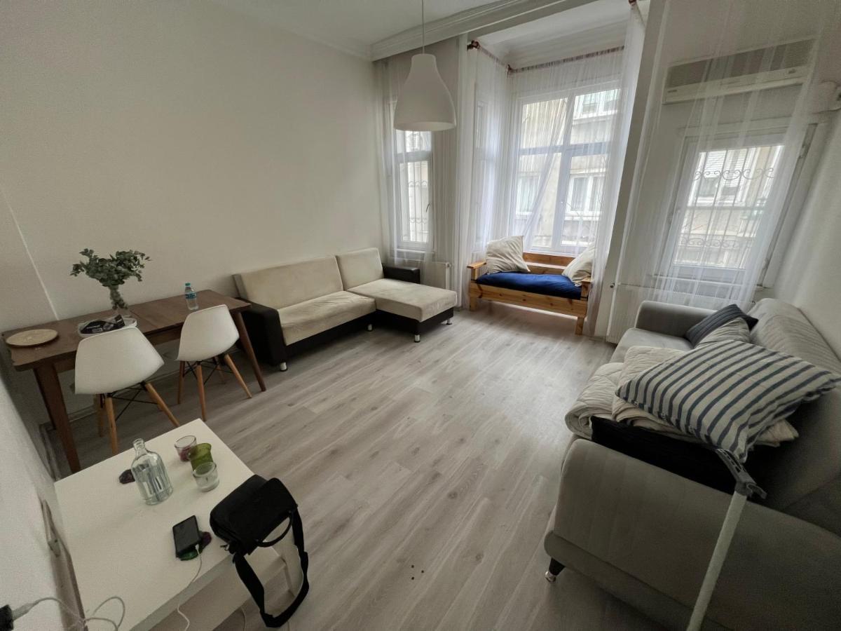 Nobis Cihangir Apartments Istanbul Bagian luar foto